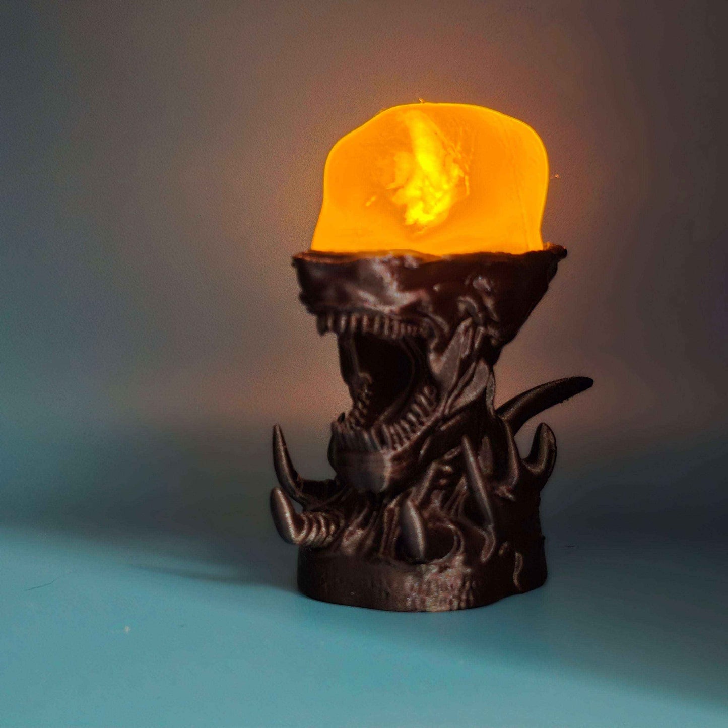 Xenomorph Tealight Holder – 3D Printed Horror Decor - Impishly Yours